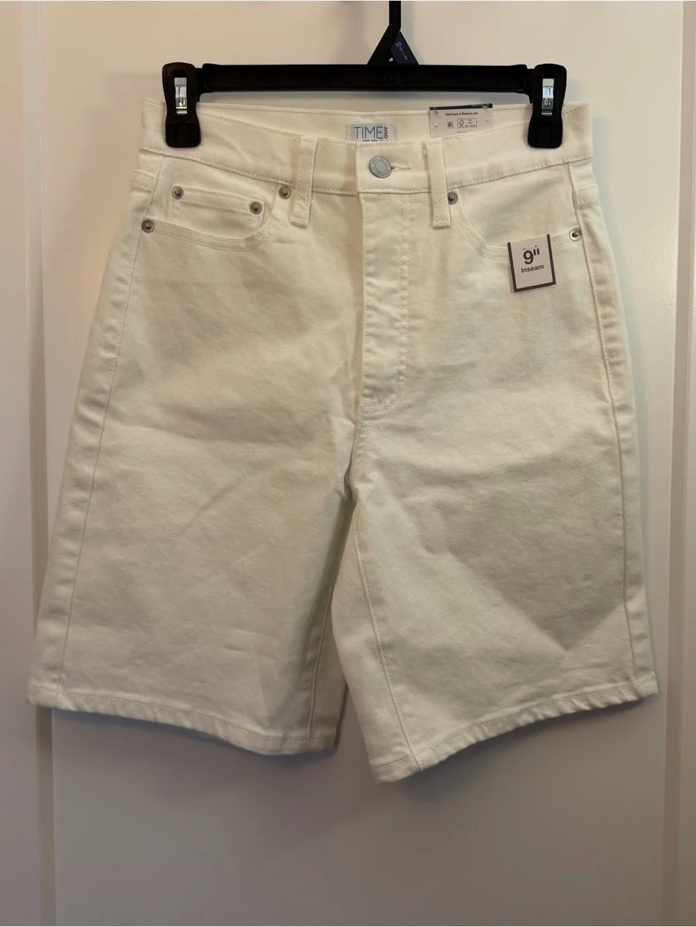 TIME and TRU Women's Cream 9